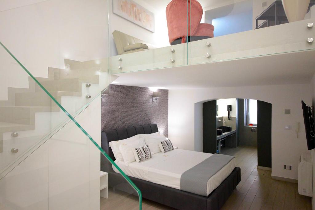 Diva Suite Home Image