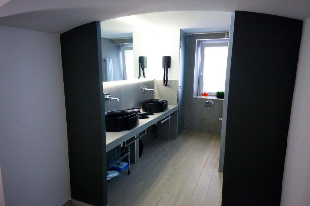 Diva Suite Home Image
